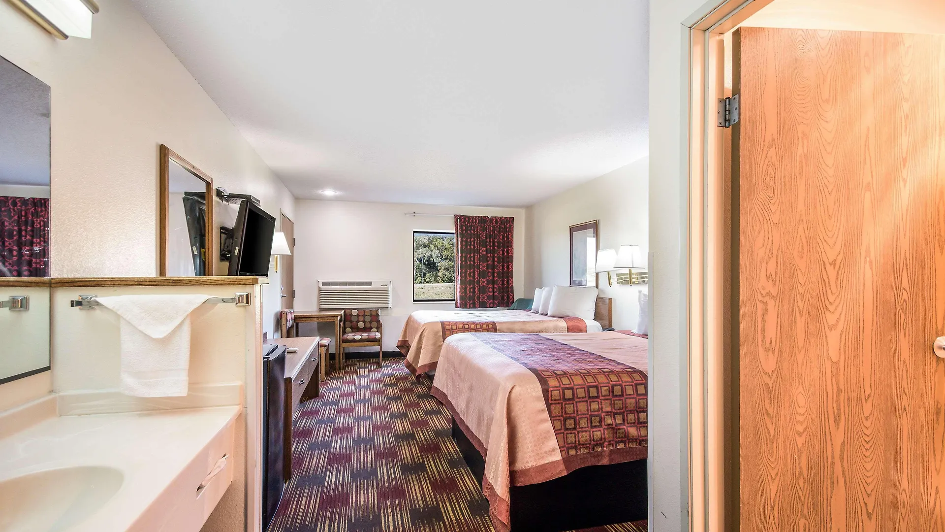 Mercure Reggio Emilia Centro Astoria 4*,  Italy