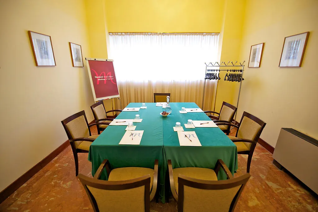 Mercure Reggio Emilia Centro Astoria 4*,
