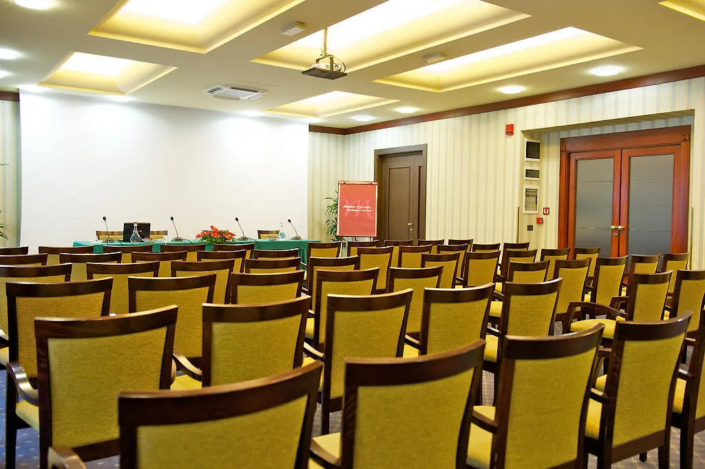 Mercure Reggio Emilia Centro Astoria 4*,  Italië